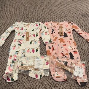 NWT 0-3M SpearmintLove Christmas Ruffle Bodysuits and Bows 🤍🎄